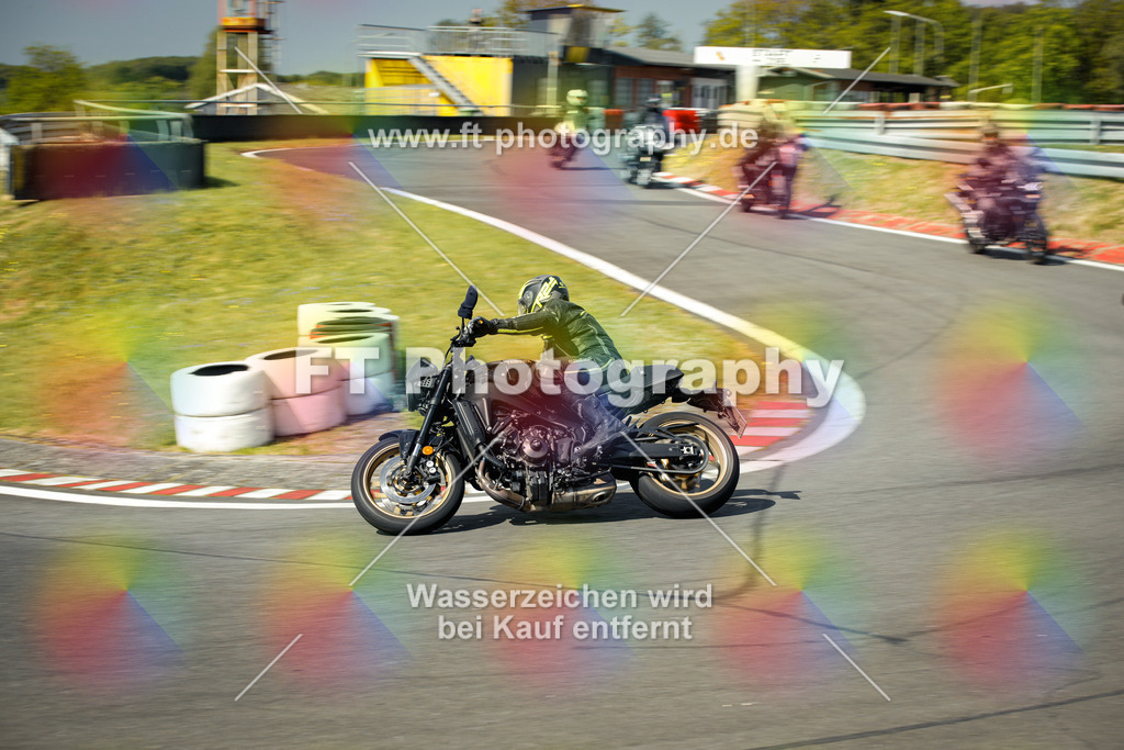 OBK_Mai_Volker_Adam-10618 | Hier findet Ihr Bilder von Touristenfahrten auf der Nürburgring Nordschleife oder von anderen Veranstaltungen die ich besucht habe. Viel Spass beim Durch Schauen 