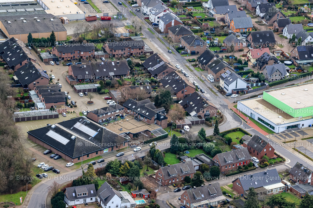 Kerken Aldekerk-9785-2 | Luftbildfotografie und Luftbildfotograf Hermann Klöpper - Realized with Pictrs.com