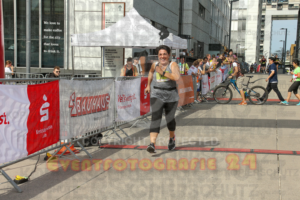 250920_1340_EX1_6117 | Sportfotografie im Rhein-Sieg Kreis, Köln, Bonn, NRW, Rheinland Pfalz, Hessen, etc. Unser Tätigkeitsfeld umfasst den Laufsport vom Volkslauf über den Marathon, Duathlon, Triathon bis zum Ultralauf wie Kölnpfad Ultra oder Schindertrail.
