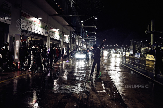 2018_N24H_RACE_philipschollphoto_0201 | Motorsport-Fotografie: DTM, 24h Nürburgring und GT-Action in hochauflösenden Bildern. Entdecke packende Rennmomente & Impressionen direkt aus der Boxengasse. - Realisiert mit Pictrs.com