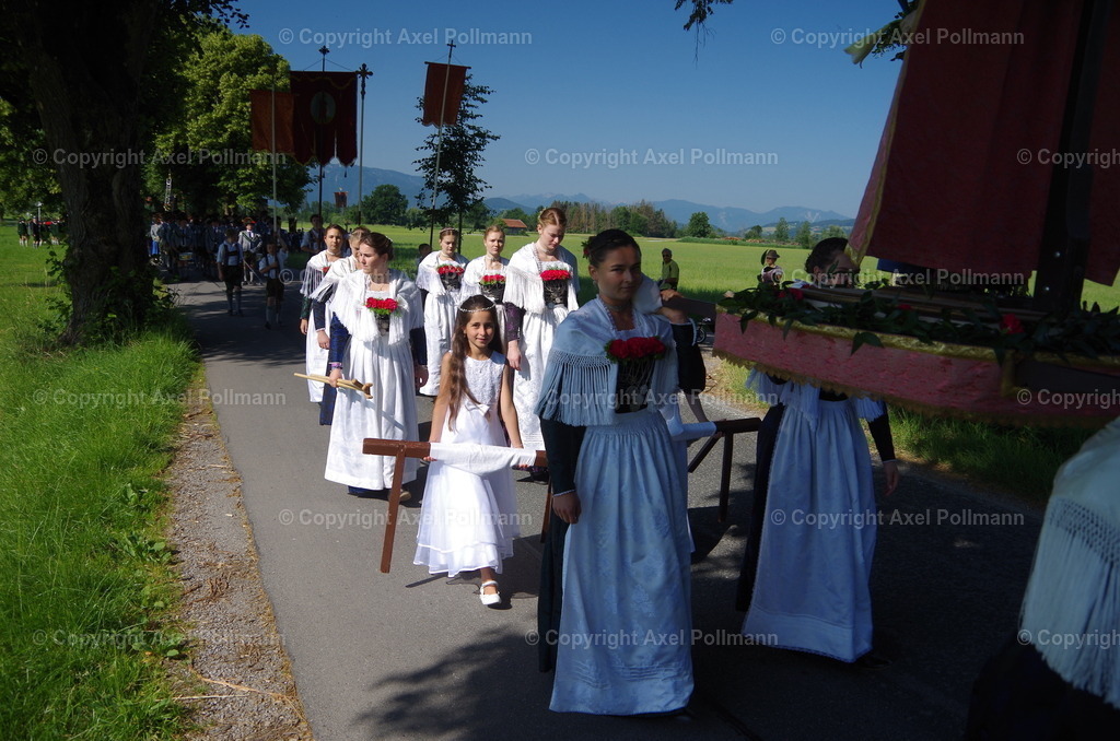 IMGP4775 | fotografiert von Axel PollmannLeonhardi Wallfahrt Benediktbeuern und Murnau, Fronleichnam, Fasching, Landschaft im Loisachtal und Benediktbeuern  - Realisiert mit Pictrs.com