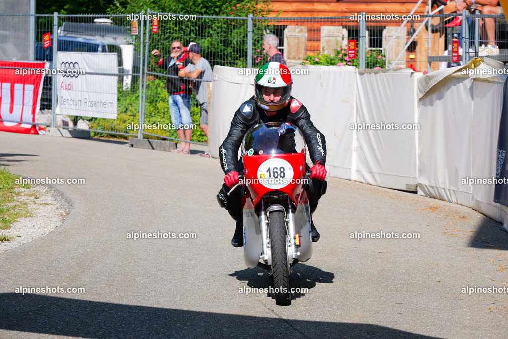 P1025806 | Erleben Sie atemberaubende, hochqualitative Fotos Ihrer Fahrt entlang der malerischen Alpenstraßen. Besuchen Sie alpineshots.com, um professionelle Aufnahmen Ihrer unvergesslichen Reise zu finden und zu kaufen - Realisiert mit Pictrs.com
