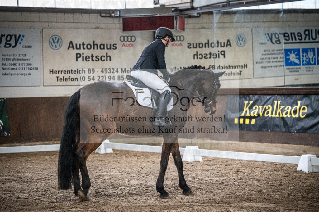 DOS_0964 | Entdecke hochwertige Reitturnierfotos von Foto Oger. Professionell, emotional und authentisch – jetzt Lieblingsmomente im Shop bestellen.Deutschlandweite Turnierfotografie. - Realisiert mit Pictrs.com