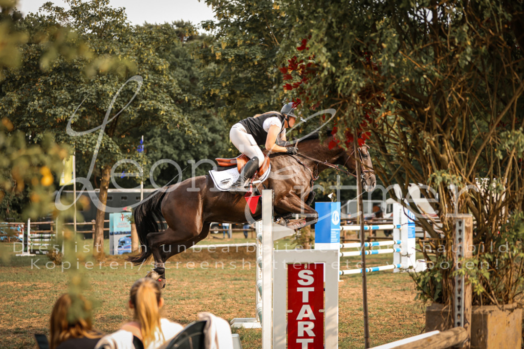 27.SoSpM00324 | Leoni Ertmer Photography - Realisiert mit Pictrs.com