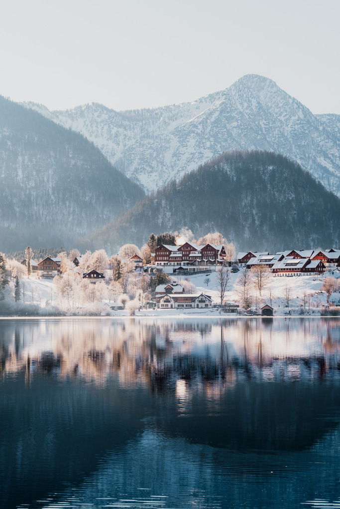 Grundlsee | Frostig, sonnige Stimmung am Grundlsee - Realisiert mit Pictrs.com