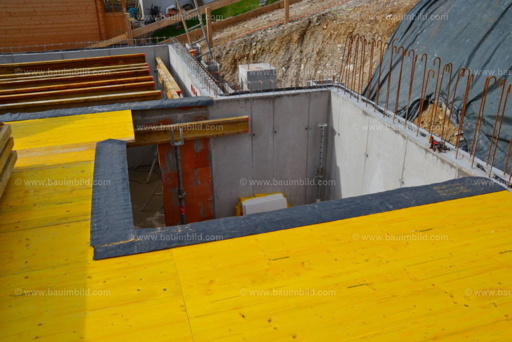 bib-lg04-betonarbeiten-0248 | Nach LV-Leistungsgruppen sortierte Detailfotos über den Bau eines Hauses. Alle Hausbau-Bilder direkt vom Urheber und Autor der Website Haus-Selber-Bauen.com