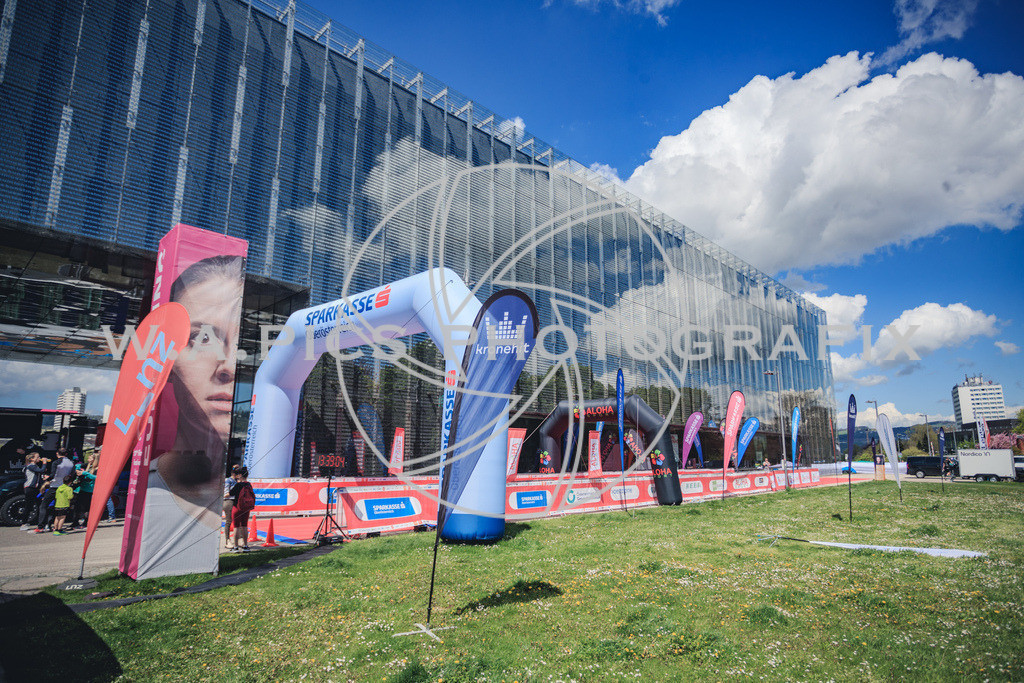 A14I0953 | Sport-,  Presse- und Eventbegleitung!
Contact me !
