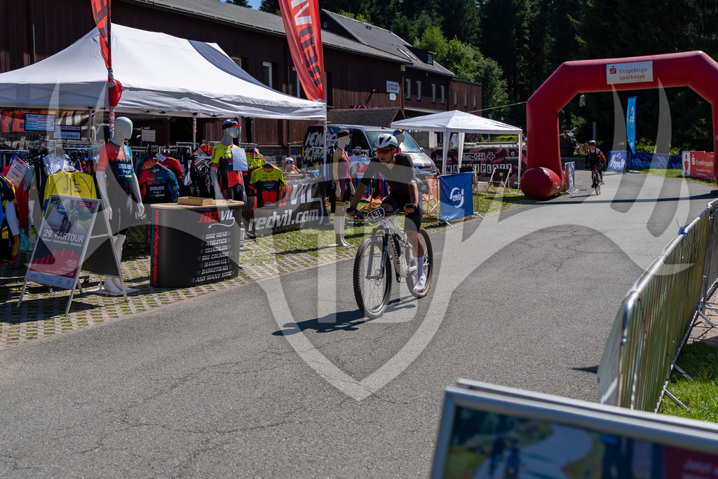 _DSC0021 | Fotogalerie der Treibjagd im Dunkelwald - Dein MTB Etappenrennen im Erzgebirge - Realisiert mit Pictrs.com