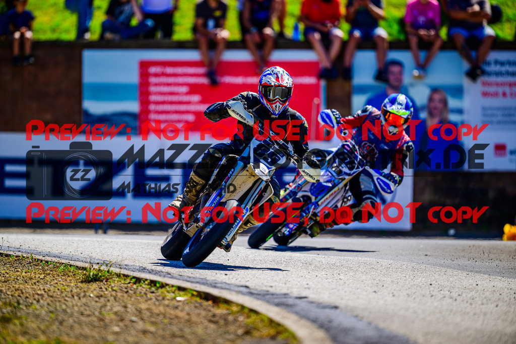 MaZZes_FotoMatrix_240816_6007705_0028 | UE40