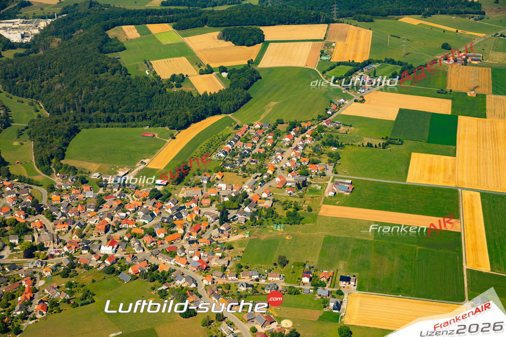 Die Luftaufnahme Giershagen - Marsberg wurde 2022 vom Flugzeug aus (keine Drohne) erstellt. Hohe Auflösung -für große Poster und Wandbilder geeignet - Garantiert!