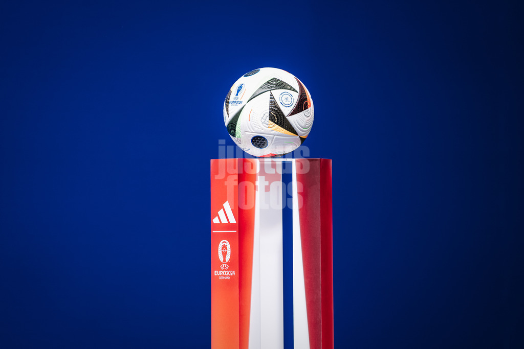 Fußball | Herren | UEFA-Fußball-Europameisterschaft 2024 | Gruppe B | Kroatien vs. Albanien | 19.06.2024 | Symbolfoto der EM Ball von Adidas