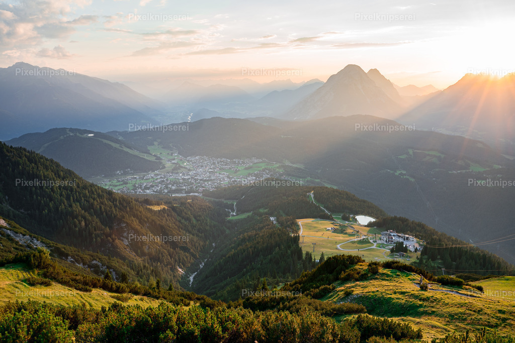 Tirols Hochplateau | Fotograf Tirol Imst Pixelknipserei - Realisiert mit Pictrs.com