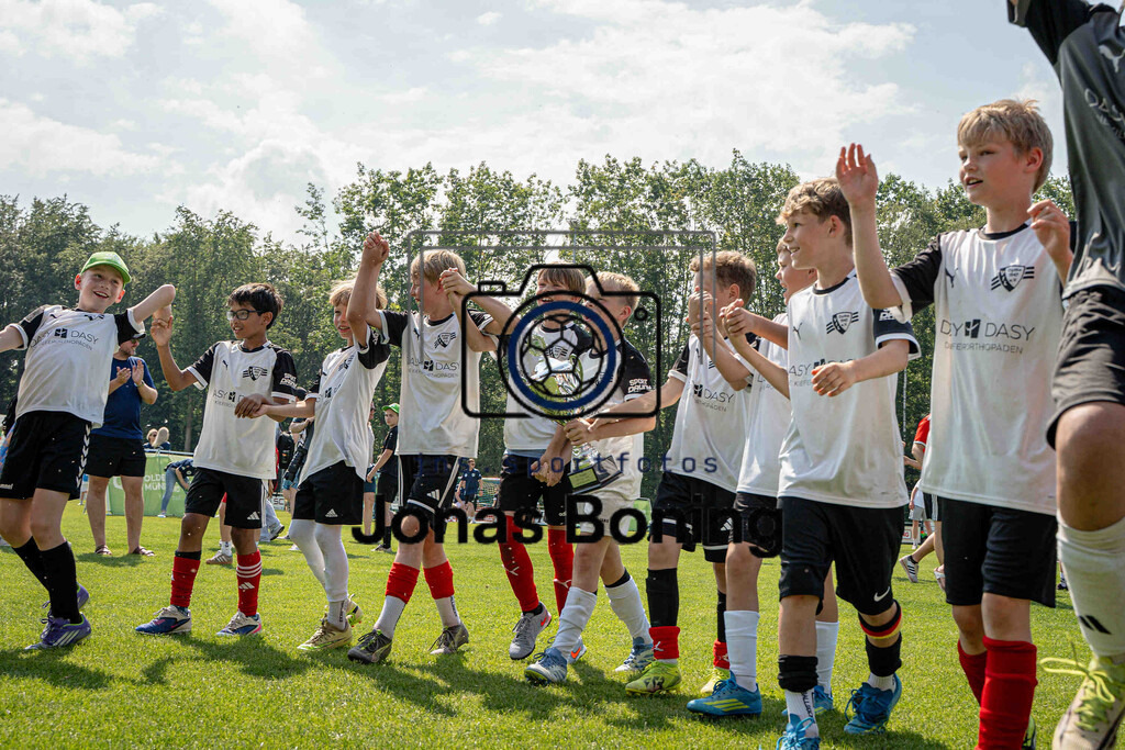Fußball I E-Junioren I Saison 2025-2026 I OM-Cup Lüsche I Sonntag  I 25725 | jns.sportfotos - Realisiert mit Pictrs.com