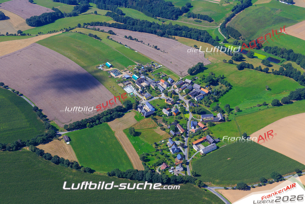 Die Luftaufnahme Losa - Elsterberg wurde vom UL-Flugzeug (keine Drohne) aus fotografiert.Hohe Druck- Auflösung-die Geschenkidee!