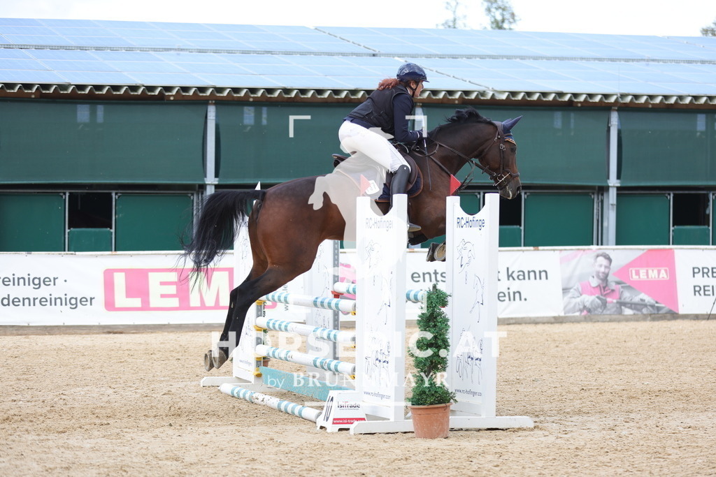 0P6A3382 | Willkommen bei Brunnmayr - Design & Fotografie – Ihrem Spezialisten für Reitturniere und Pferdeveranstaltungen in Oberösterreich, Salzburg und Bayern! Seit über 17 Jahren sind wir leidenschaftlich dabei.