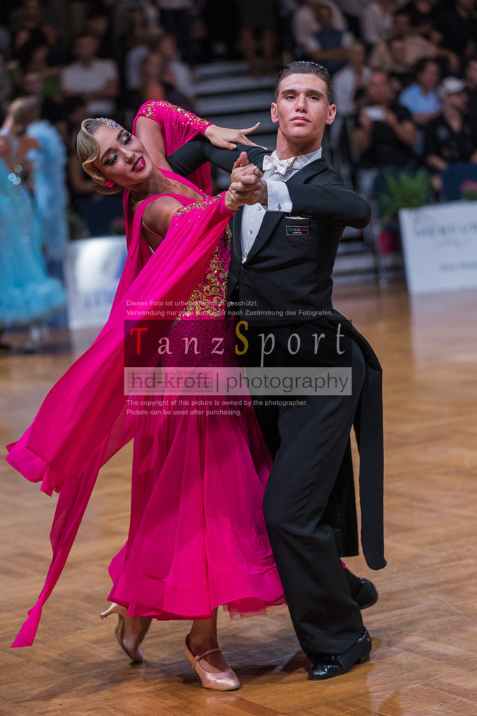 20250819_WDSF-Open-Std-Youth_1136 | Tanzsportbilder, Standardtanz, Lateintanz, WDSF, DTV, LTVB, dancecomp, goc, hessen tanzt, blaues band der spree, walzer, tango, wiener walzer, slowfox, quickstepp, samba, rumba, cha-cha-cha, paso doble. jive, hd-kroft photography, turniertanzsport