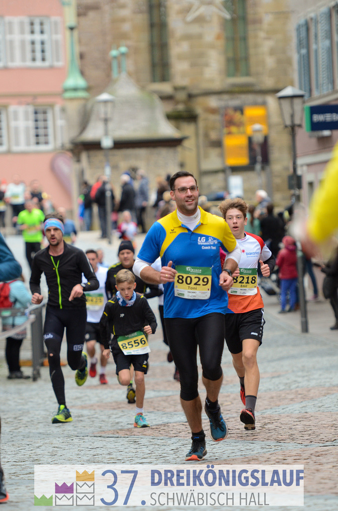 Roewisch Wohnbau Cup 5000m | 3 Koenigslauf 2023 - Realisiert mit Pictrs.com