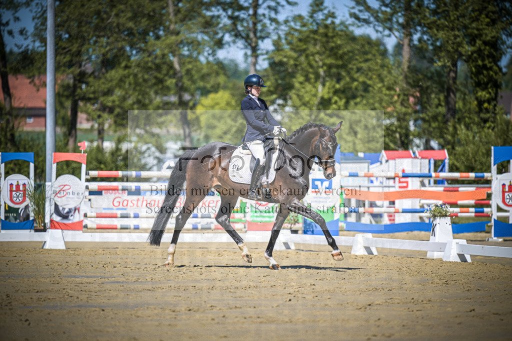 DOS_5744 | Entdecke hochwertige Reitturnierfotos von Foto Oger. Professionell, emotional und authentisch – jetzt Lieblingsmomente im Shop bestellen.Deutschlandweite Turnierfotografie. - Realisiert mit Pictrs.com