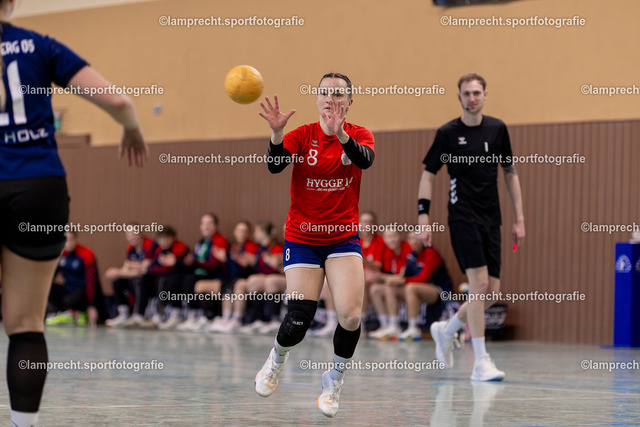 Handball I Damen I Saison 2025-2026 I Verbandsliga Süd I 15. Spieltag I HSG Kalkberg 06 - HSG Holsteinische Schweiz 056 | Merle Rathke (8, HSG Holsteinische Schweiz) - Realisiert mit Pictrs.com