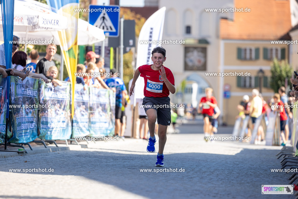 VJ__3614 | Stadtlauf Erding 2025 #stadtlauferding #erdingstadtlauf #stadtlauf_erding #laufmotivation #trisporterding #yourpictrs #sportshot_your_pictrs