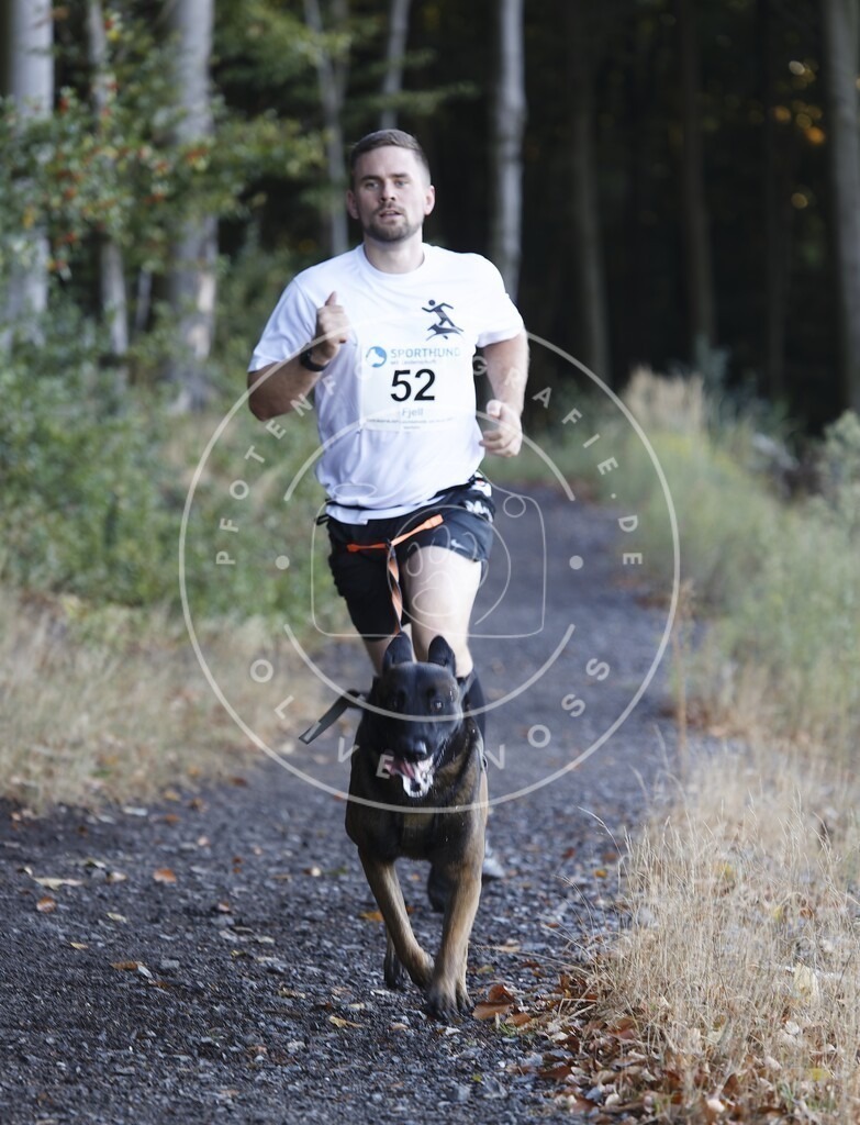 0L8A1798 | Hundefotografie, Tierfotograf, Pfotenfotografie, Fotoshooting Hund, Hunde Portrait, Hundesport, Hundeportraits, Heideshooting, Hunde, Sportfotograf, Hundefotograf, Turnierhundsport, THS,  - Realisiert mit Pictrs.com