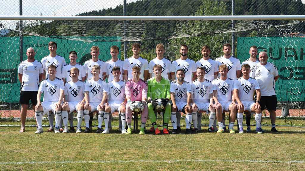 HR2_1148 | Ha-Ri; Sportfotografie Ha-Ri; Sporfotografie Harry Rindler; Sport Deggendorf; Sportbilder Deggendorf; Sportfotos Deggendorf; Sportfotos Niederbayern; Sportbilder Niederbayern; Amateursport Niederbayern; Bayern;  - Realisiert mit Pictrs.com