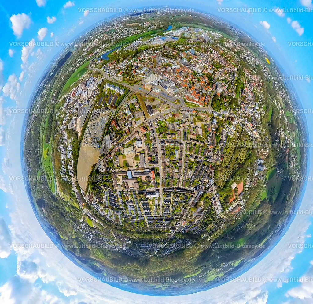 Hattingen230490841Mitte | Luftbild, Hattingen-Mitte, Straßenkreuzung am Reschop CarrÃƒÆ’Ã†â€™Ãƒâ€šÃ‚Â©, Martin-Luther-Straße und Augst-Bebel-Straße, Erdkugel, Fisheye Aufnahme, Fischaugen Aufnahme, 360 Grad Aufnahme, , Hattingen, Ruhrgebiet, Nordrhein-Westfalen, Deutschland