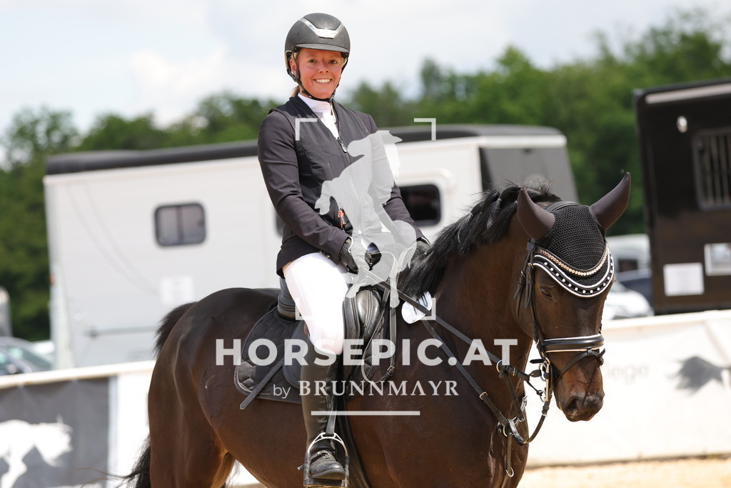 0P6A6755 | Willkommen bei Brunnmayr - Design & Fotografie – Ihrem Spezialisten für Reitturniere und Pferdeveranstaltungen in Oberösterreich, Salzburg und Bayern! Seit über 17 Jahren sind wir leidenschaftlich dabei.