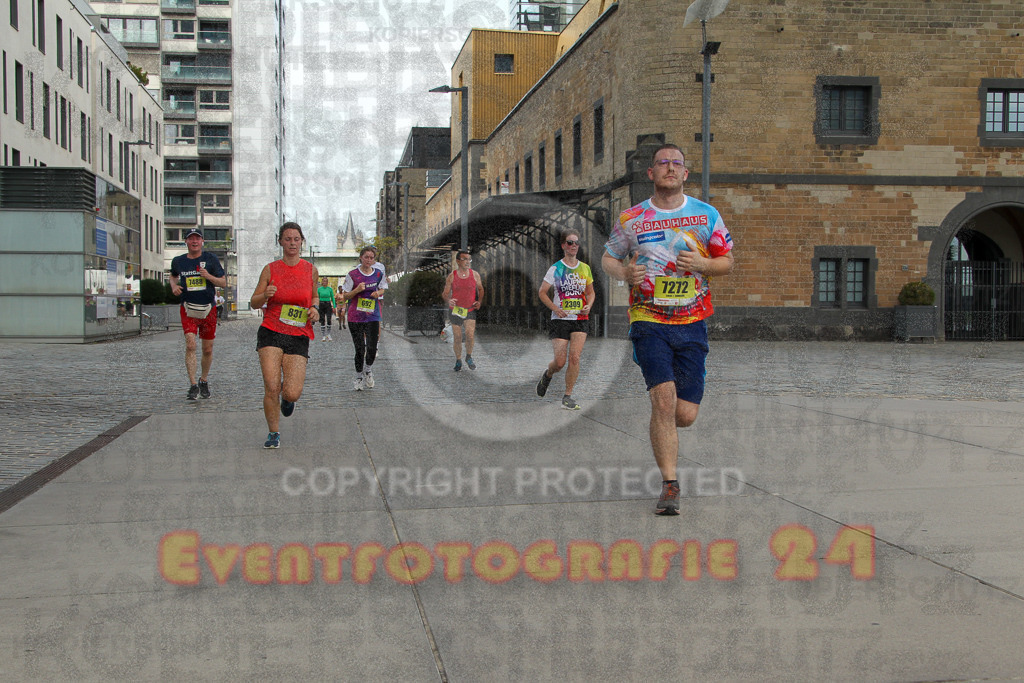 250920_1332_EV4_6003 | Sportfotografie im Rhein-Sieg Kreis, Köln, Bonn, NRW, Rheinland Pfalz, Hessen, etc. Unser Tätigkeitsfeld umfasst den Laufsport vom Volkslauf über den Marathon, Duathlon, Triathon bis zum Ultralauf wie Kölnpfad Ultra oder Schindertrail.