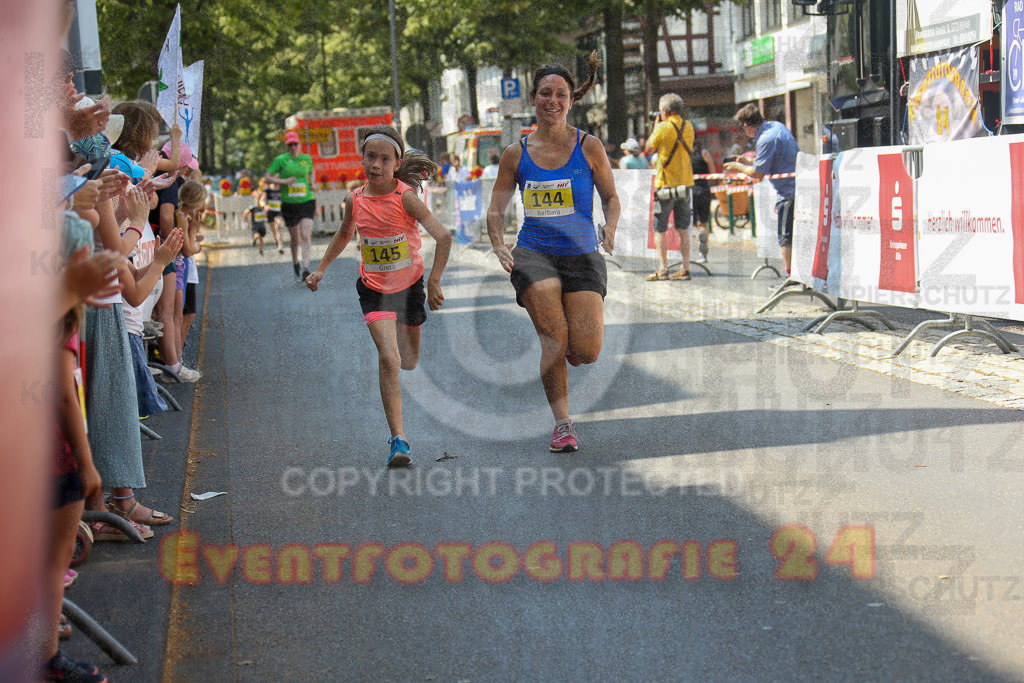 230624_1530_EX1_4648 | Sportfotografie im Rhein-Sieg Kreis, Köln, Bonn, NRW, Rheinland Pfalz, Hessen, etc. Unser Tätigkeitsfeld umfasst den Laufsport vom Volkslauf über den Marathon, Duathlon, Triathon bis zum Ultralauf wie Kölnpfad Ultra oder Schindertrail.
