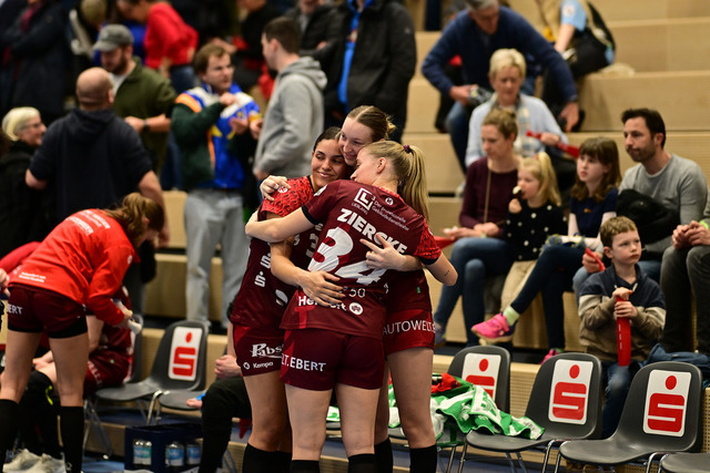 Handball I Frauen I Saison 2025-2026 I 1. HBF I 10. Spieltag I Buxtehuder SV - HSG Bensheim-Auerbach I 81838 | Der Sportfotograf. - Realisiert mit Pictrs.com