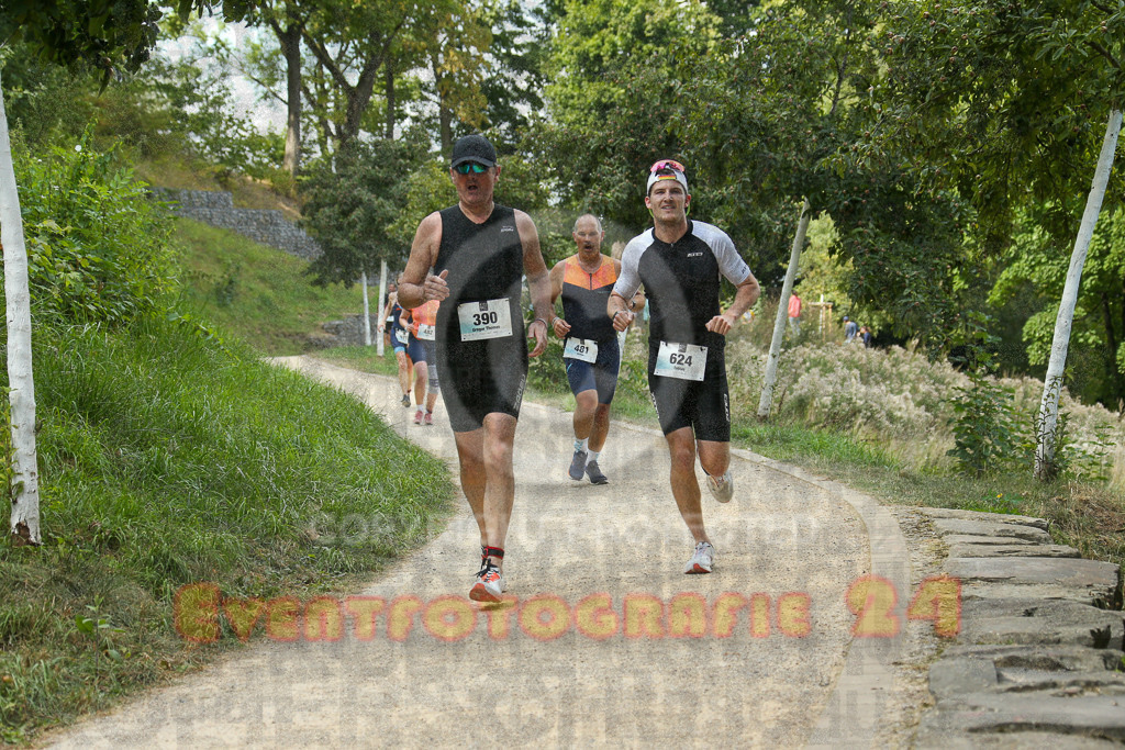 250824_1409_EX1_5201 | Sportfotografie im Rhein-Sieg Kreis, Köln, Bonn, NRW, Rheinland Pfalz, Hessen, etc. Unser Tätigkeitsfeld umfasst den Laufsport vom Volkslauf über den Marathon, Duathlon, Triathon bis zum Ultralauf wie Kölnpfad Ultra oder Schindertrail.