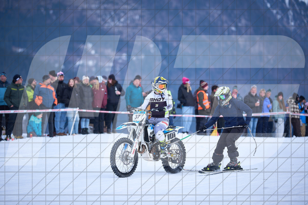 11. Holzknecht Skijöring | Skijöring am 24.01.2026: 11. Holzknecht Skijöring in Gosau am Dachstein, Oberösterreich, ÖsterreichFoto: © 2026 Martin Bihounek | mb-creative.eu