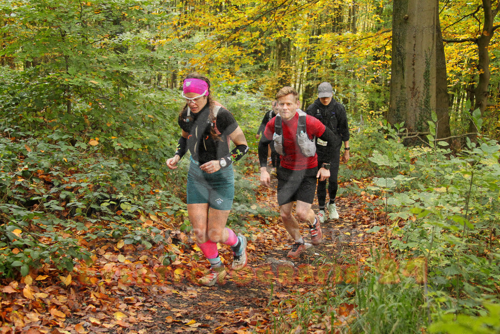 251026_1246_EV4_5781 | Sportfotografie im Rhein-Sieg Kreis, Köln, Bonn, NRW, Rheinland Pfalz, Hessen, etc. Unser Tätigkeitsfeld umfasst den Laufsport vom Volkslauf über den Marathon, Duathlon, Triathon bis zum Ultralauf wie Kölnpfad Ultra oder Schindertrail.