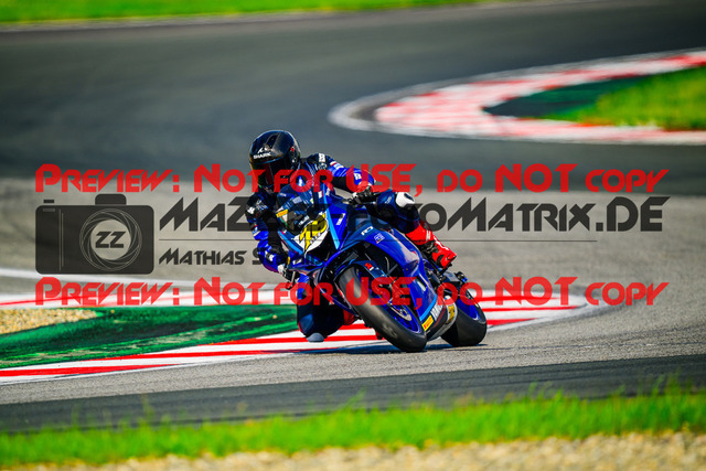 MaZZes_FotoMatrix_240601_6007705_2269 | R7