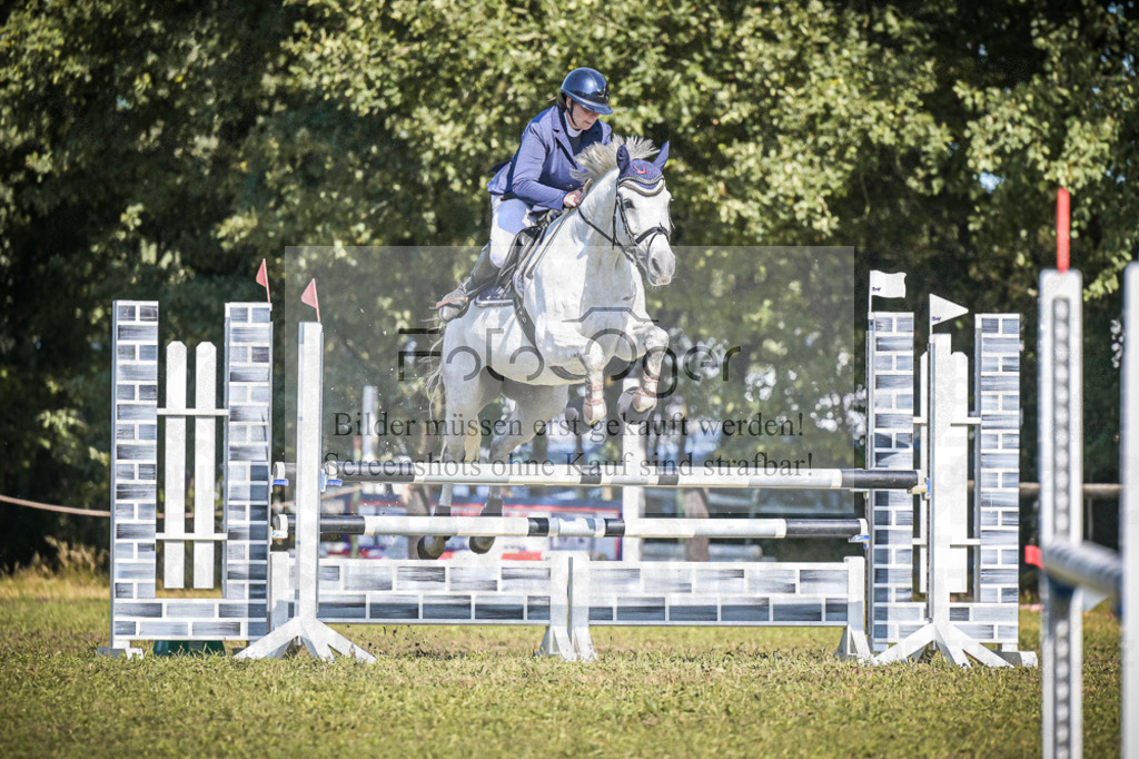 DOS_0927 | Entdecke hochwertige Reitturnierfotos von Foto Oger. Professionell, emotional und authentisch – jetzt Lieblingsmomente im Shop bestellen.Deutschlandweite Turnierfotografie. - Realisiert mit Pictrs.com