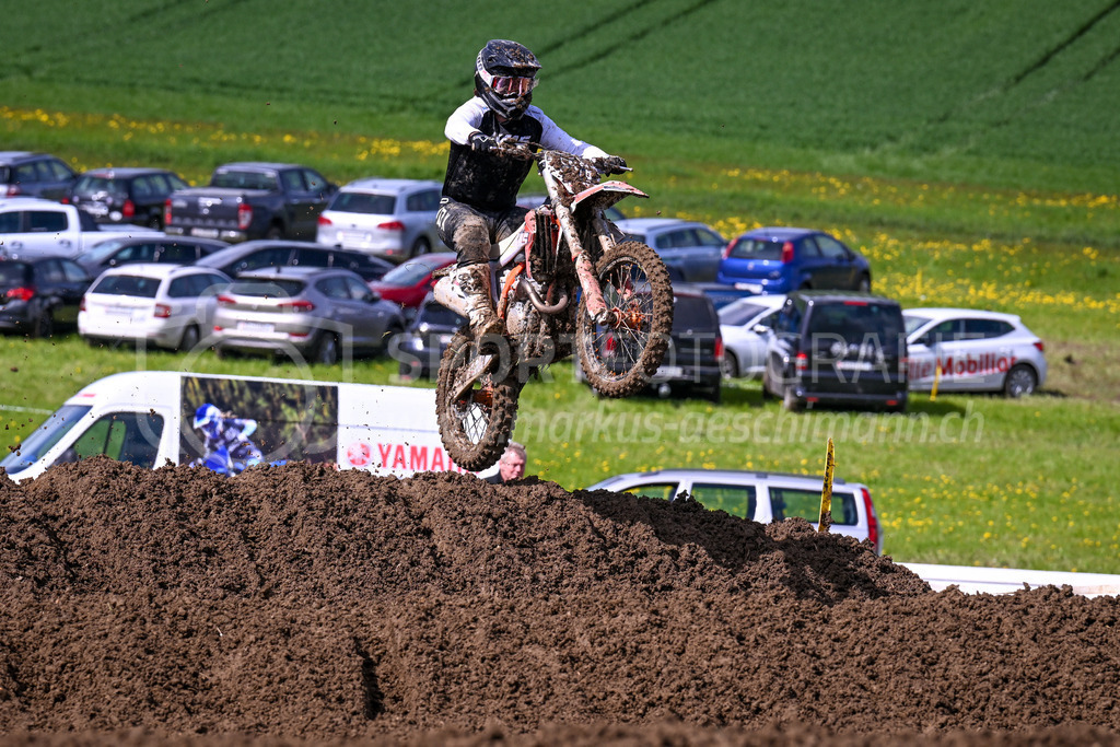 Motocross Schlatt bei Winterthur - 29. April 2023 | Fahrer in der Kategorie MX2 am Motocross Schlatt bei Winterthur, 29. April 2023.
Instagram: @mx_schlatt | @mc_wila | @sam_schweiz
Bild: Sportfotografie Markus Aeschimann | www.markus-aeschimann.ch - Realisiert mit Pictrs.com