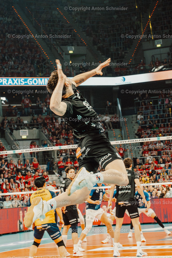 Vollyballpokalfinale 25/26 Mannheim | Zoi DVV Pokalfinale am 28.02.2026 in Mannheim I VfB Suhl LOTTO Thüringen - Allianz MTV Stuttgart I VfB Friedrichshafen - SVG Lüneburg - Realisiert mit Pictrs.com