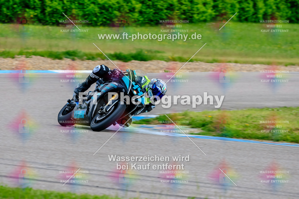 MotoTeam-8826 | Hier findet Ihr Bilder von Touristenfahrten auf der Nürburgring Nordschleife oder von anderen Veranstaltungen die ich besucht habe. Viel Spass beim Durch Schauen 