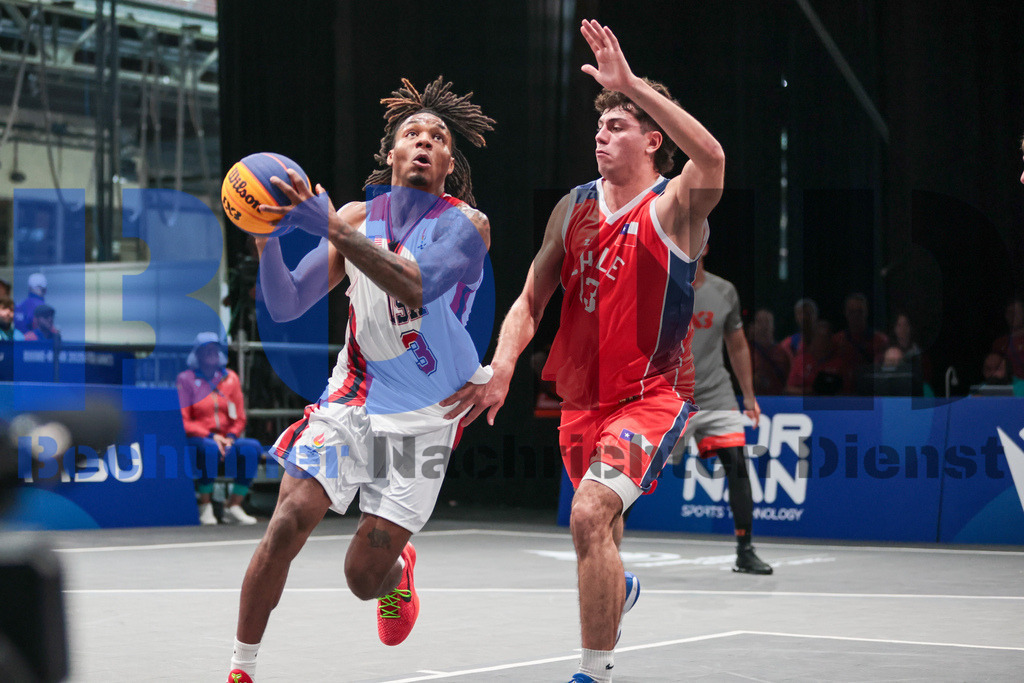 SES_TTG3X320250717-63 | bond - Realisiert mit Pictrs.com