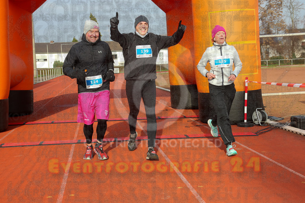 230129_1142_EX1_5290 | Sportfotografie im Rhein-Sieg Kreis, Köln, Bonn, NRW, Rheinland Pfalz, Hessen, etc. Unser Tätigkeitsfeld umfasst den Laufsport vom Volkslauf über den Marathon, Duathlon, Triathon bis zum Ultralauf wie Kölnpfad Ultra oder Schindertrail.