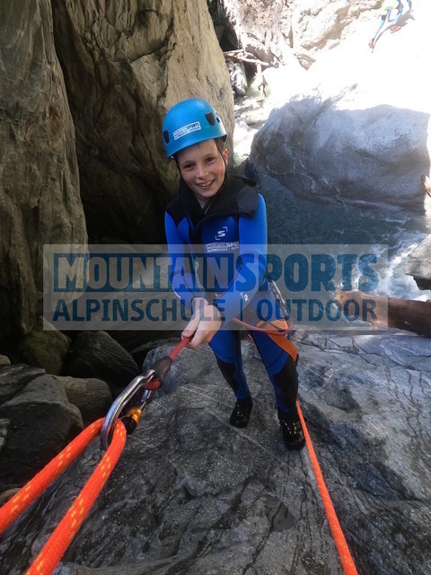 GOPR4656 | Bestelle die Bilder deines Berg- oder Wasser-Abenteuers mit Mountain Sports bequem von zu Hause aus direkt über unseren Online Fotoshop von pictrs.com. - Realisiert mit Pictrs.com