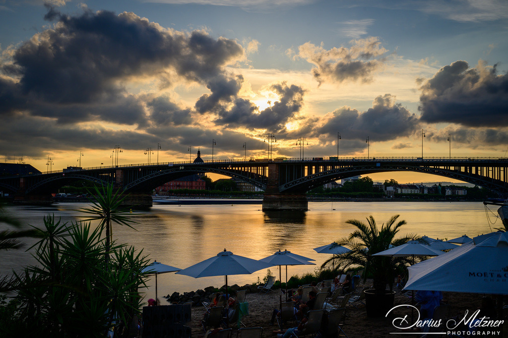 Die Theodor-Heuss-Brücke | Die Theodor-Heuss-Brücke zwischen Mainz und Mainz-Kastel
