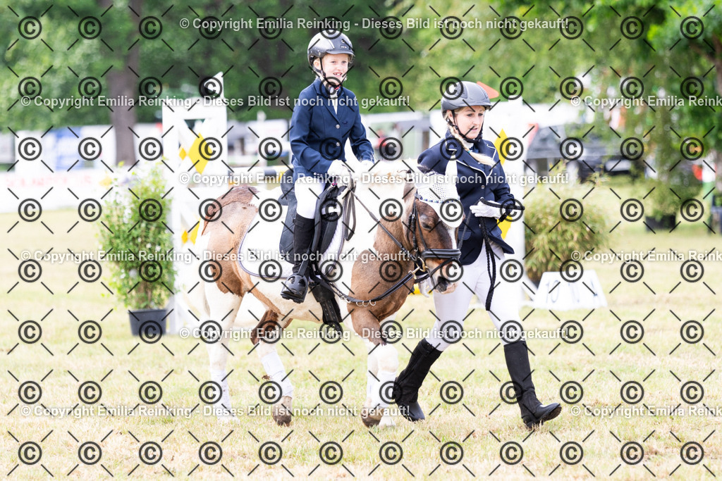 CL5A9300 | Emilia Reinking Fotografie - Realisiert mit Pictrs.com