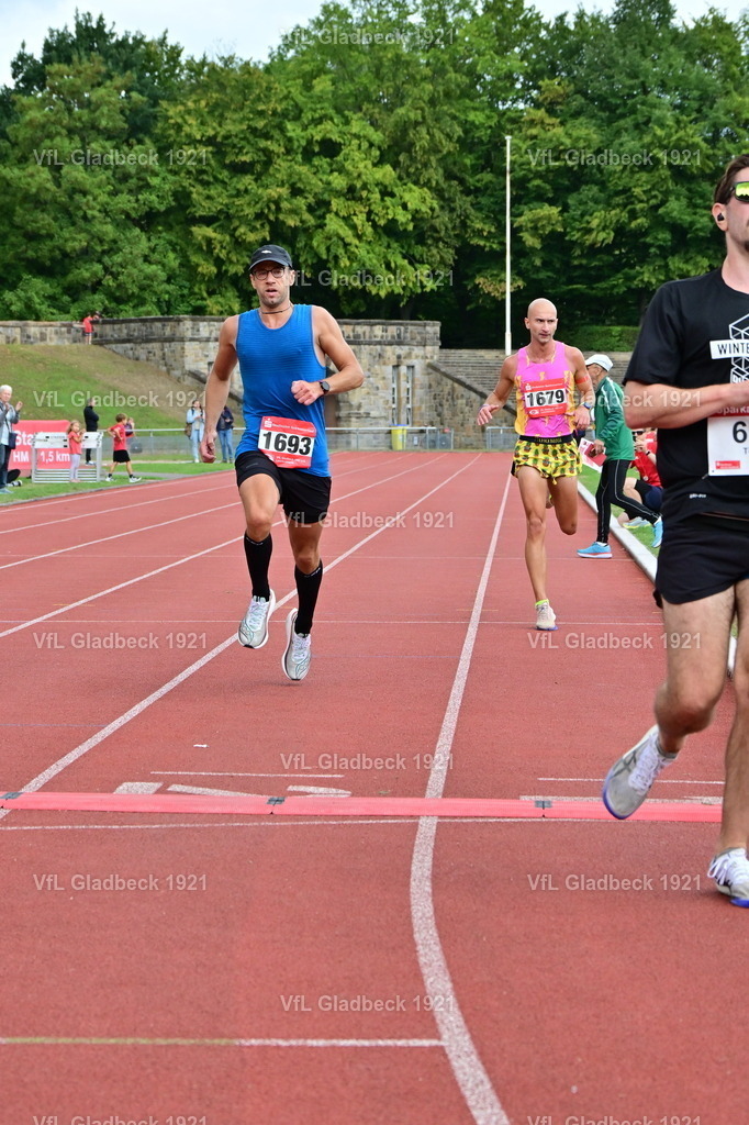 2026-08-23_Sparkassenlauf_10KM_RKrü_000294 | Die Fotografen - Realisiert mit Pictrs.com