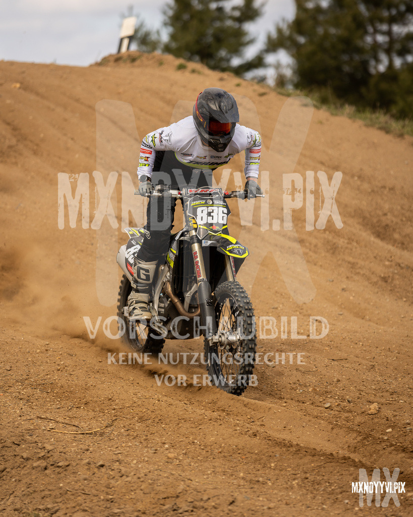 866A1758 | mxndyyvipix
