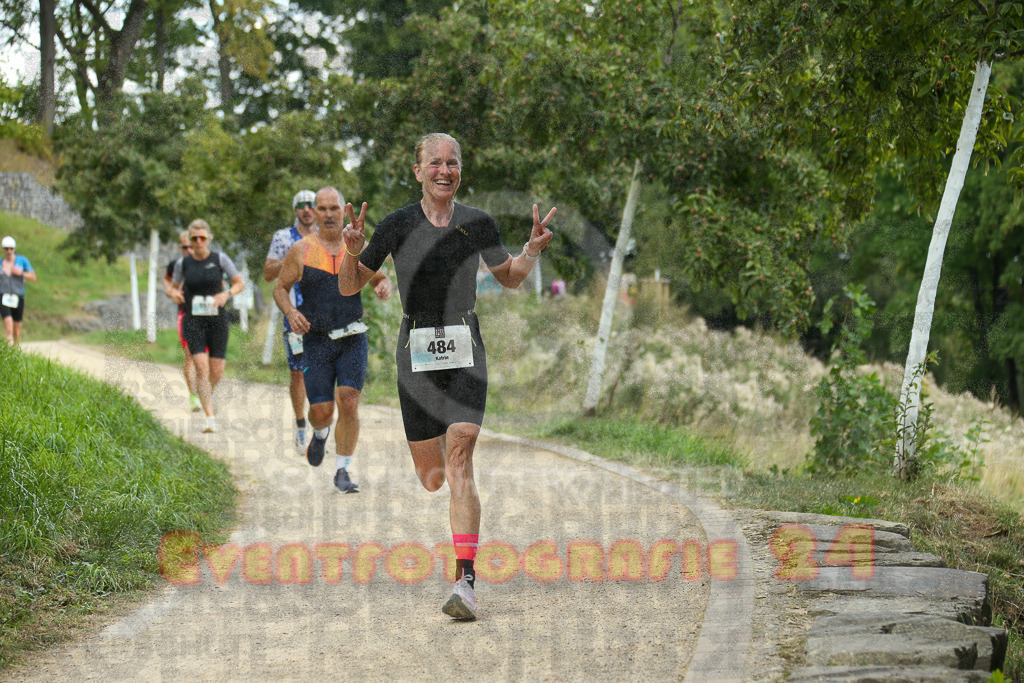 250824_1358_EX1_4461 | Sportfotografie im Rhein-Sieg Kreis, Köln, Bonn, NRW, Rheinland Pfalz, Hessen, etc. Unser Tätigkeitsfeld umfasst den Laufsport vom Volkslauf über den Marathon, Duathlon, Triathon bis zum Ultralauf wie Kölnpfad Ultra oder Schindertrail.