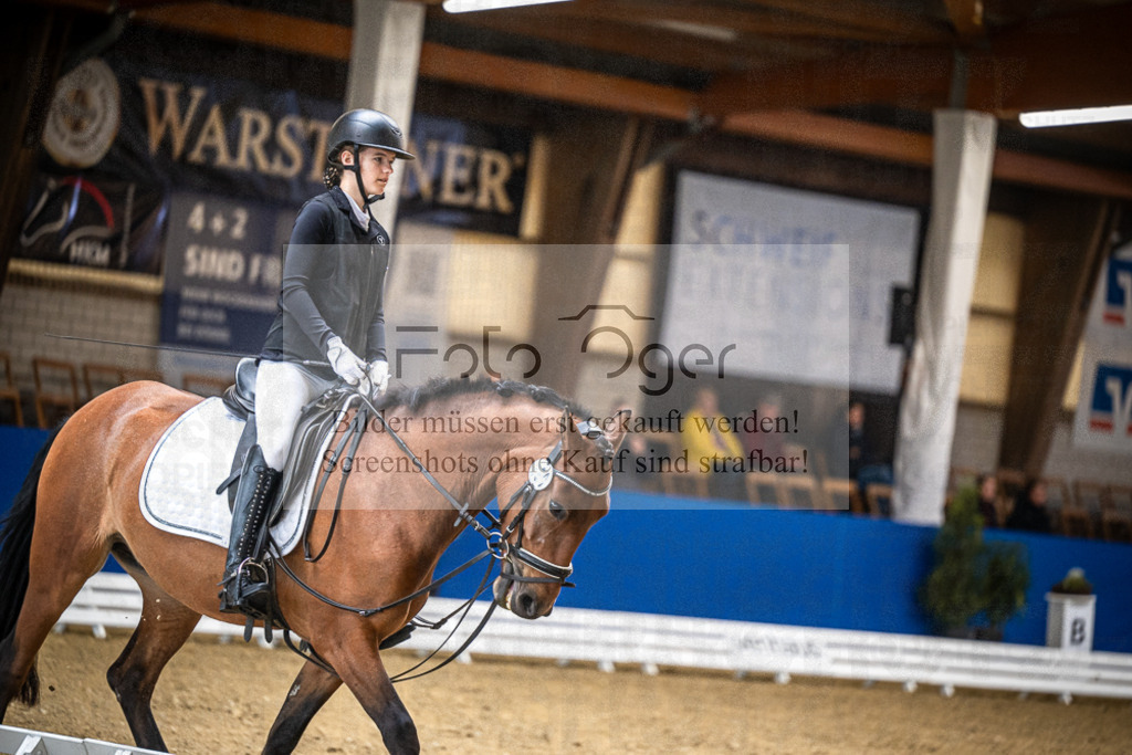 DOS_0053 | Entdecke hochwertige Reitturnierfotos von Foto Oger. Professionell, emotional und authentisch – jetzt Lieblingsmomente im Shop bestellen.Deutschlandweite Turnierfotografie. - Realisiert mit Pictrs.com