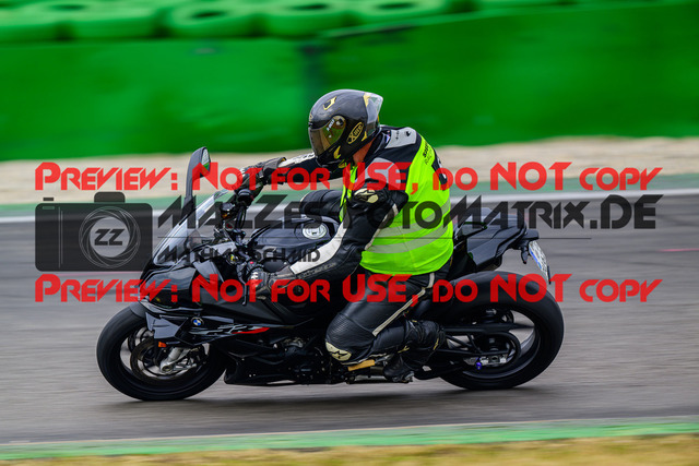 MaZZes_Fotomatrix_20240923_6007705_5699 | INST