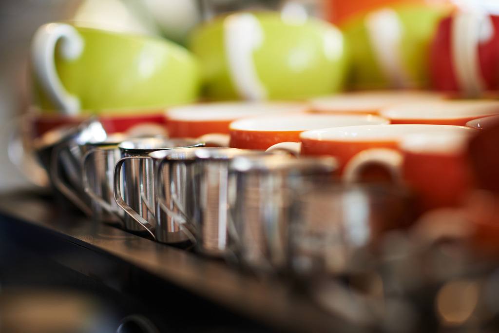 Cafebrennerei Franze | Wien, Austria - July 24, 2019: Cafebrennerei Franze am Kutschkermarkt. - Realisiert mit Pictrs.com